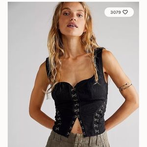 Free People Don’t Look Back Top